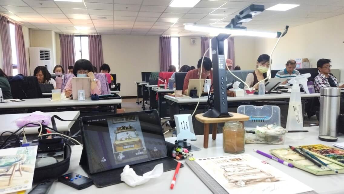 生活就在速寫畫裡-類高階